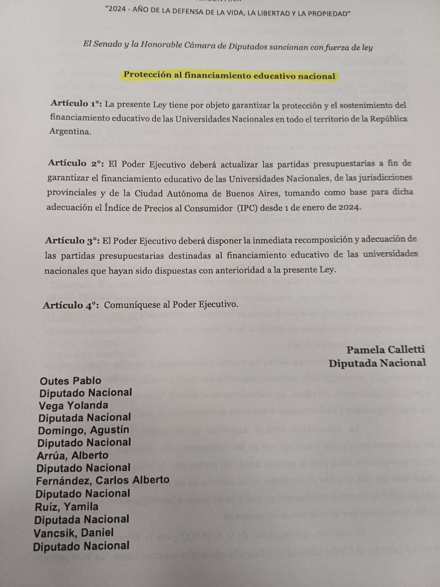 Hoy dimos dictamen al proyecto de ley "Protección al financiamiento educativo universitario nacional"
Trataremos de lograr la ley para que todas las Universidades del país tengan el mismo tratamiento presupuestario y federalización de los recursos para su financiamiento.