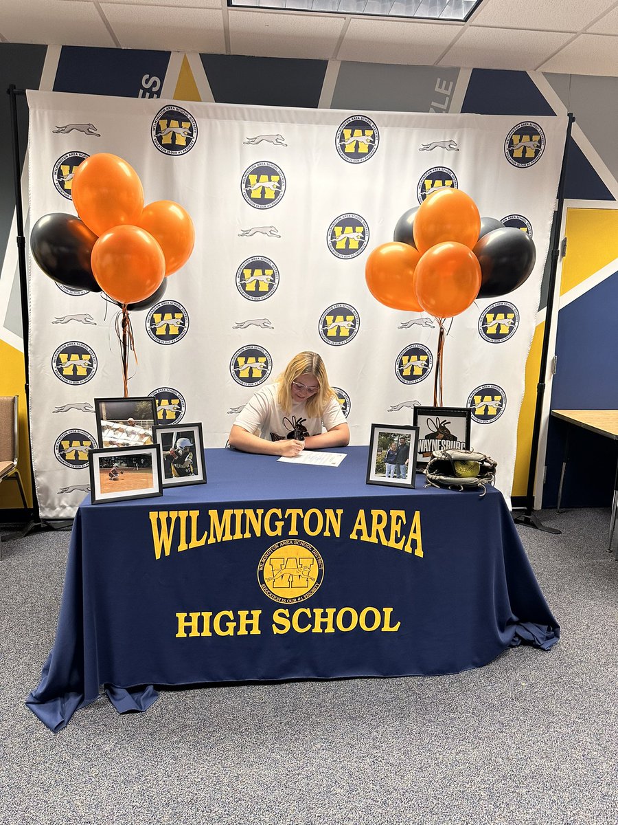 It’s official 📃✍️