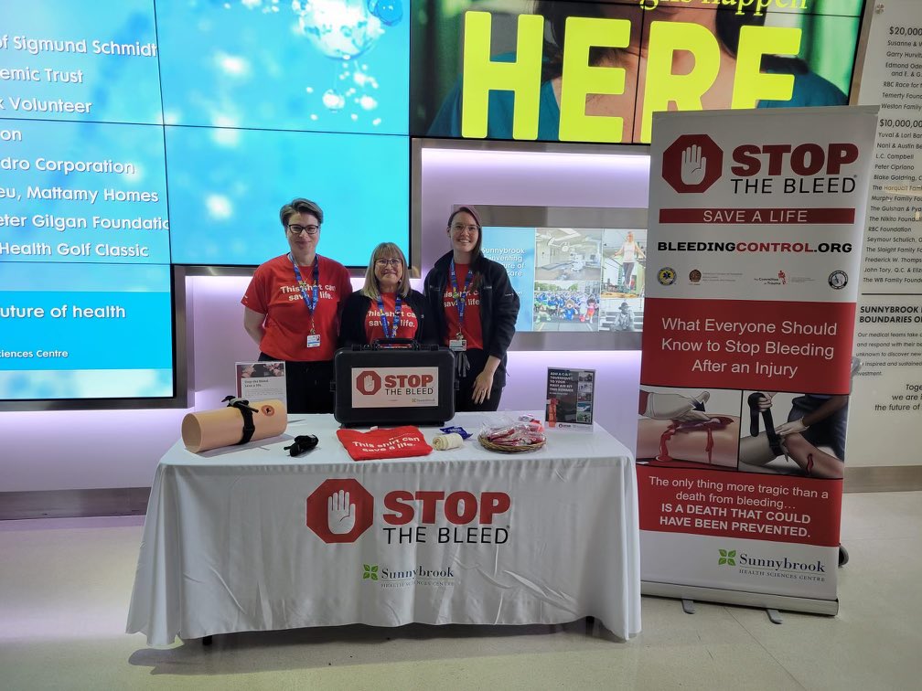 letstalkinjury's tweet image. In celebration of National STOP THE BLEED® day, the Centre for Injury Prevention hosted a booth at @Sunnybrook Bayview campus to spread awareness about STB training! #NSTBM @AmCollSurgeons