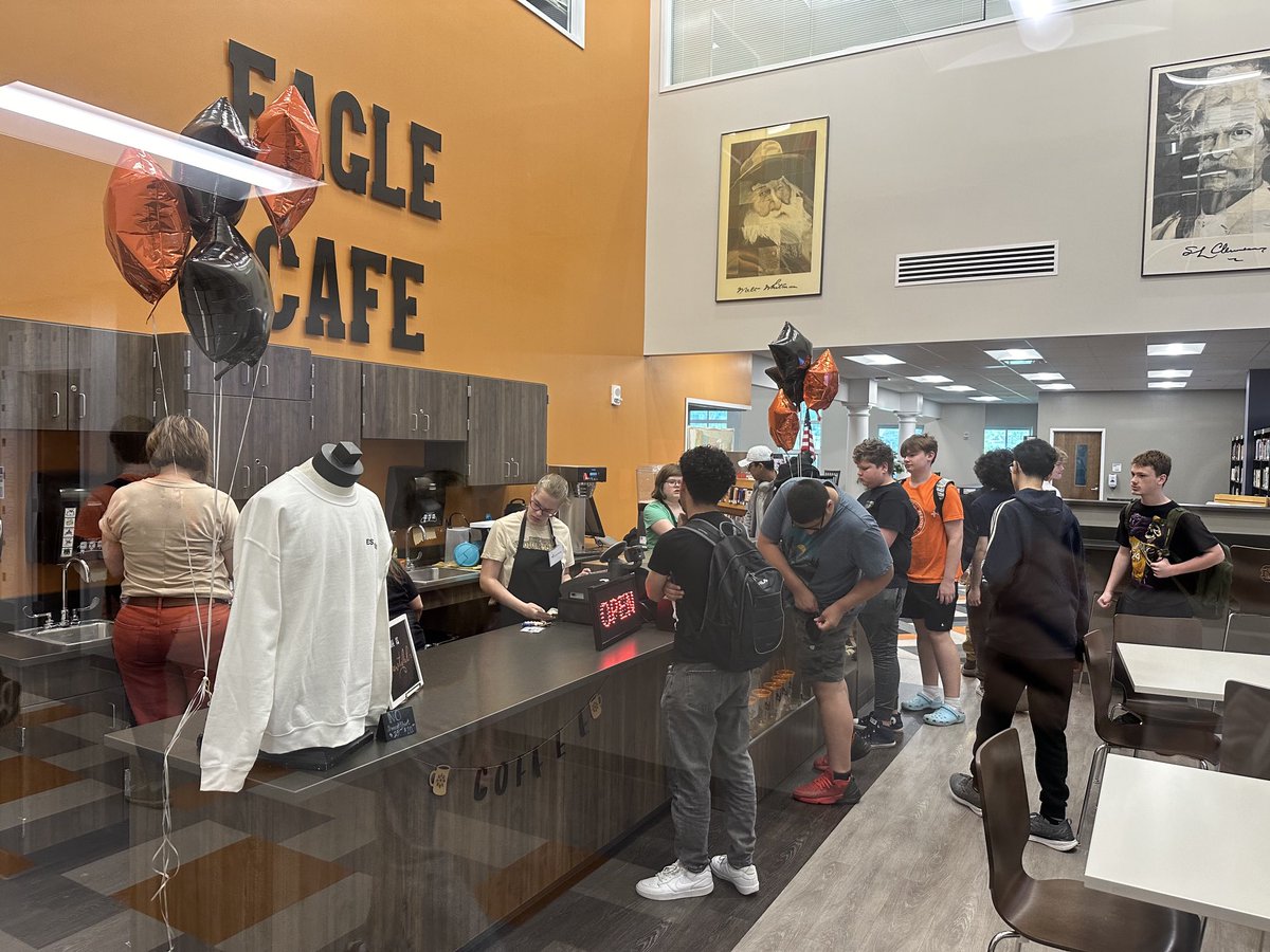 Eagle Cafe is open for business!🧡🦅⁦<a href="/NOEagles/">North Olmsted Eagles</a>⁩ ⁦<a href="/NOEagles/">North Olmsted Eagles</a>⁩ ⁦<a href="/KoontzNohs/">NOHS_koontz</a>⁩ ⁦<a href="/JessBarwacz/">Jess Barwacz</a>⁩ ⁦<a href="/CounselorsNOHS/">NOHS Counselors</a>⁩