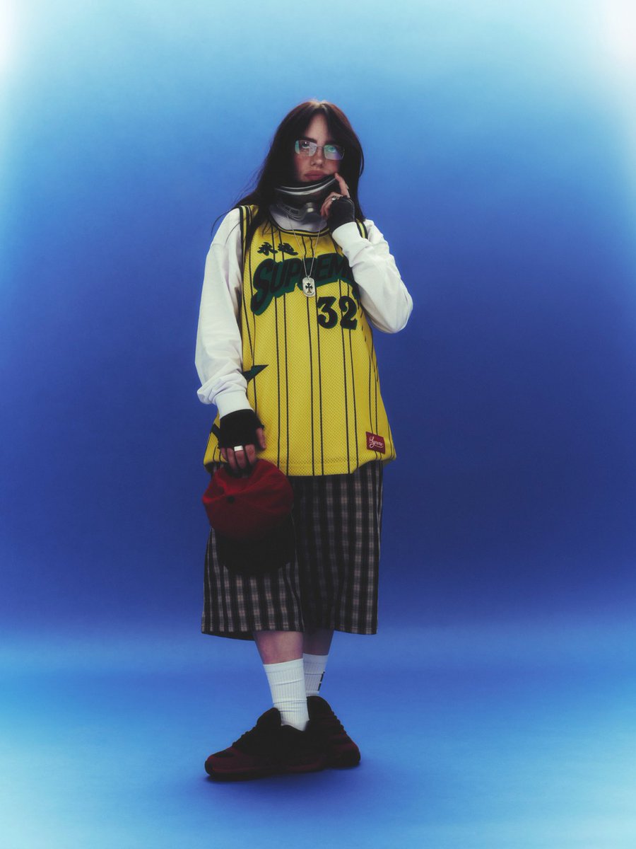 BillieEilishBR's tweet photo. 🚨🇧🇷 SORTEIO RELÂMPAGO DE VOUCHER DE R$250 NA LOJA DA UNIVERSAL MUSIC: 

— Sigam @BillieEilishBR, @InfoBillieBR e @QGBillieEilish. 
— LIKE + RT no post!
— Comente um print mostrando que você está na StationHead e marque um amigo. 

Resultado às 19:50! https://t.co/pdoyEF4PHD