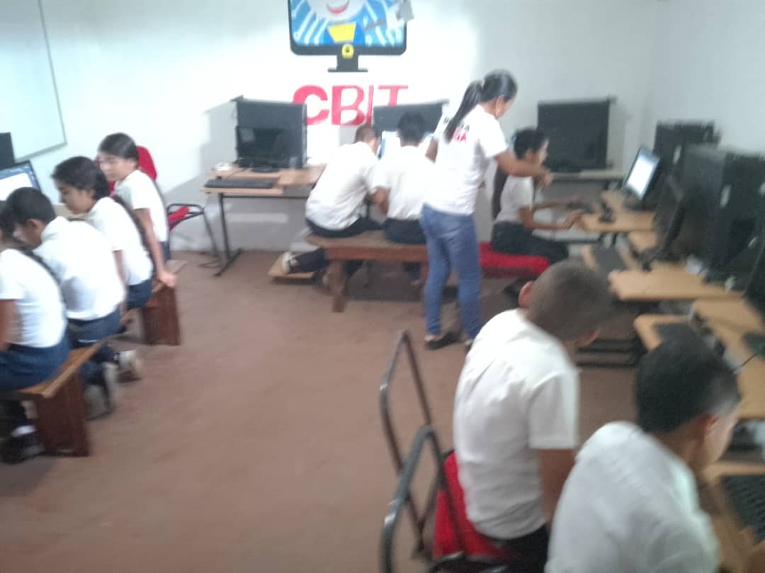 FUNDABIT_Rondon's tweet photo. #23May Exitosa actividad de transcripción en LibreOffice con 5to A y B en el CBIT ⌨️

#CreoEnVenezuela
#GuáricoProduce
#SomosFundabit
@NicolasMaduro
@MPPEDUCACION
@Mincyt_VE
@_LaAvanzadora
@EliasEducacion
@CanaimaGNULinux
@CNTI_VE @CDCEGuarico https://t.co/bxIsDdzxRF
