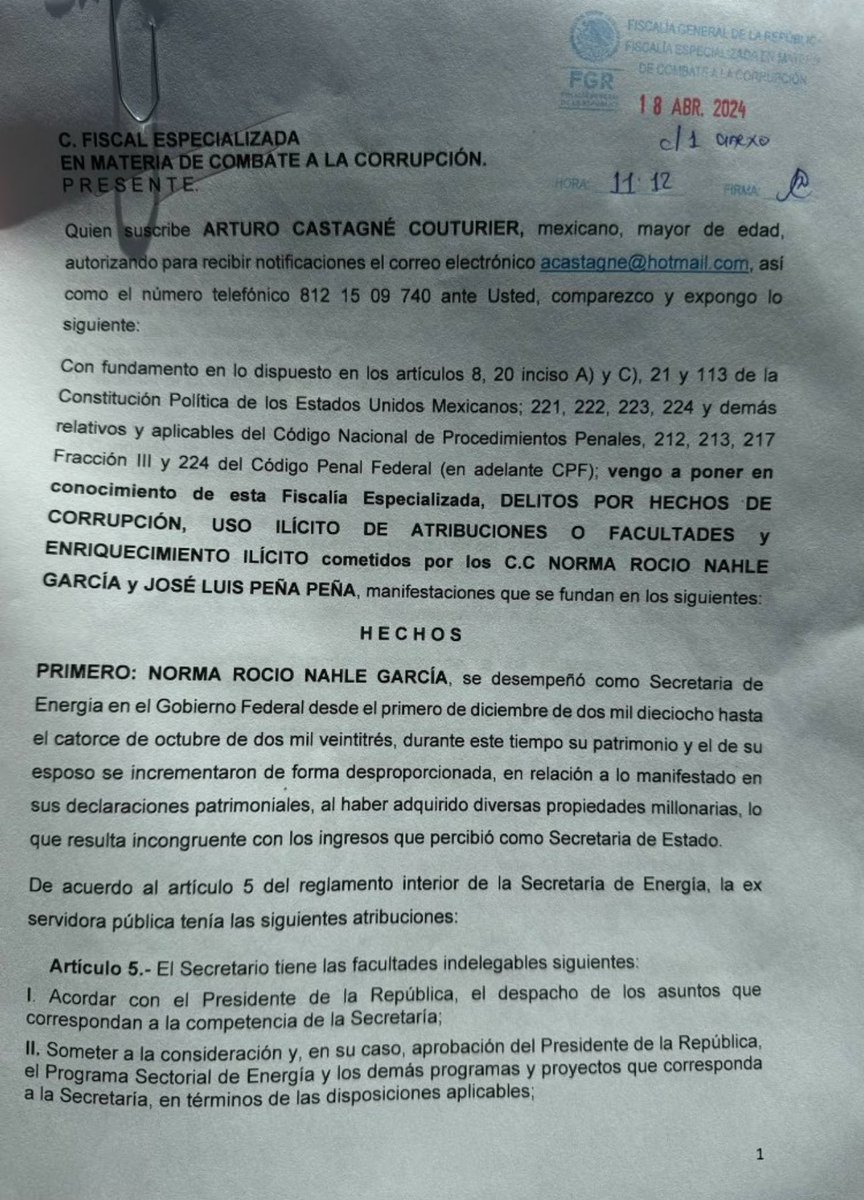 acastagne's tweet photo. Diputada @PatyArmendariz alguna respuesta a su ofrecimiento sobre darle seguimiento personal a las denuncias presentadas en contra de la señora @rocionahle ?

Aquí anexo nuevamente las denuncias para que no haya duda, quedo atento a su respuesta, no quiero pensar que ofrece lo que no hará.

Anexo las presentadas esta semana contra su sobrina Maribel Hoyos Peña !!!