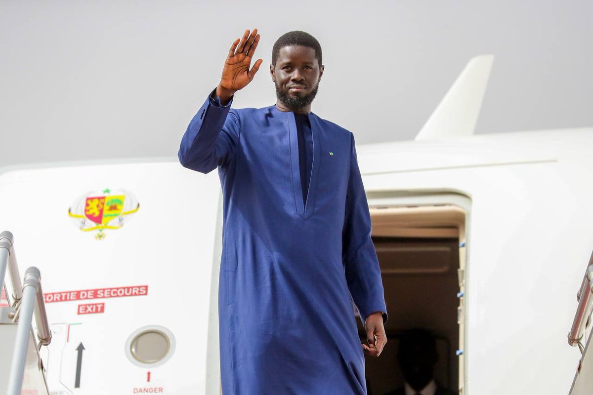 🚨🇸🇳- President Faye to meet President Macron in Paris. 

According to @jeune_afrique , @PR_Diomaye is to travel to Paris on June 20th, where @EmmanuelMacron is waiting for him. He will participate in a summit aimed at accelerating vaccine production in Africa. 

Any African