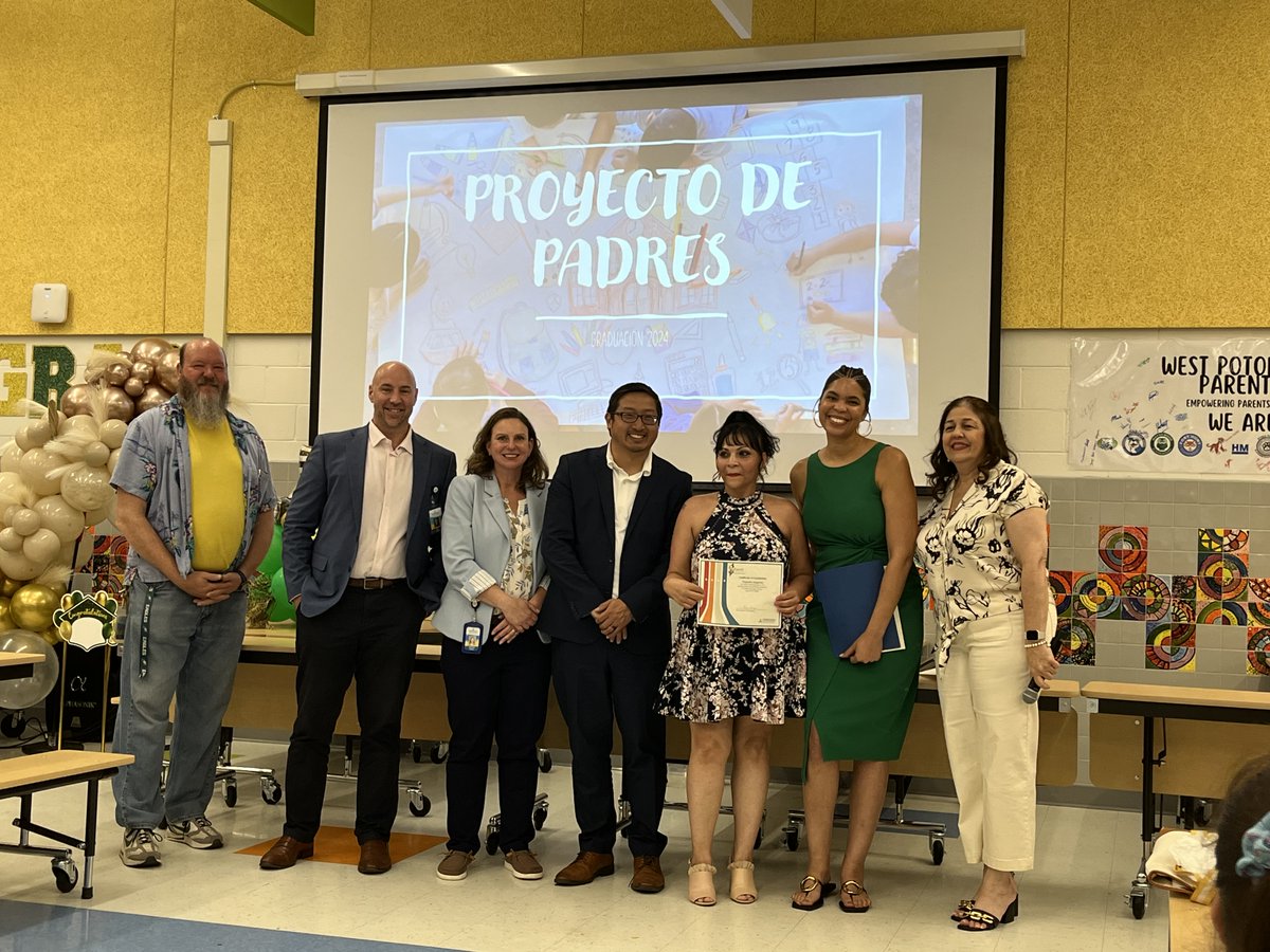 🎉 Congratulations to Our Amazing Graduates! 🎉
We are thrilled to announce that 45 dedicated parents from Sandburg and Region 3 Pyramid schools have successfully completed the "Parent Project" workshop! 🎓 sandburgms.fcps.edu/features/congr…