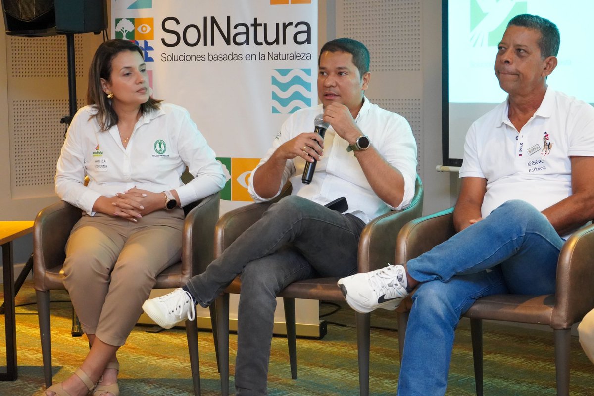 CorporacionCVS's tweet photo. #ElAmbienteNosUne🌳 Participamos del evento de Lanzamiento del Clúster de Innovación e Investigación de Soluciones basadas en la Naturaleza de Córdoba.

La CVS asumirá la Secretaría Técnica del Clúster durante el  primer año, el cual estará vinculado a la Mesa Departamental de Cambio Climático y contará con el apoyo del Comité Interinstitucional de Negocios Verdes

El objetivo es avanzar en la búsqueda de herramientas tecnológicas 💻, científicas 🔬 e innovadoras 🚀 para abordar los problemas ambientales y climáticos. 🌍☁️ Esta iniciativa busca promover soluciones sostenibles 🌱 y basadas en la naturaleza 🌳 para enfrentar los desafíos actuales.

¡Es un paso importante hacia la colaboración y la implementación de medidas concretas para proteger nuestro entorno! 🌎✨

#CórdobaTerritorioSostenible