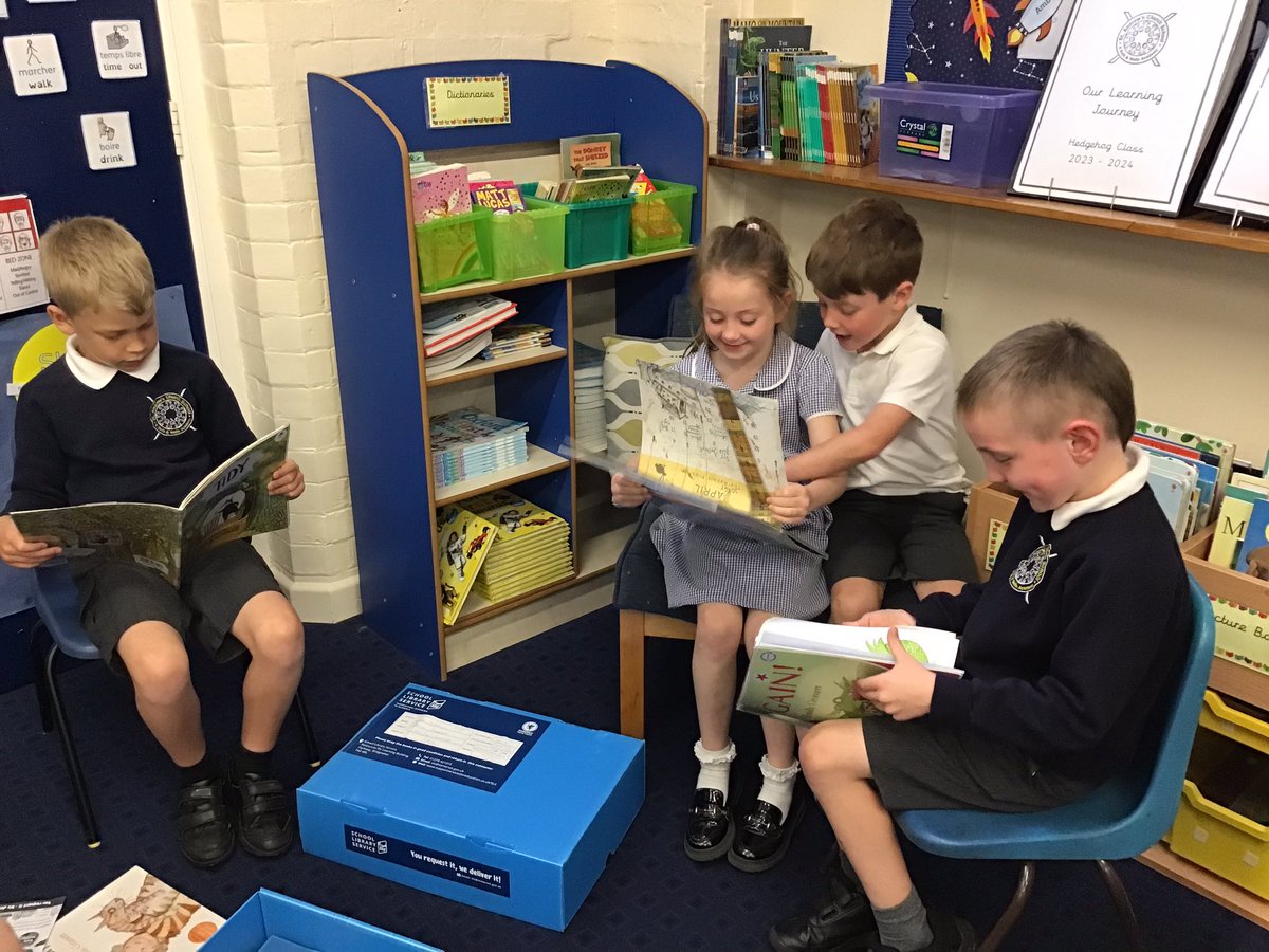 StanHedgehog's tweet photo. Excitement in the book corner today as a new box of books arrived. The books are written by our focus author Emily Gravett. No homework set for half term but please read as much as you can- read your reading book, your challenge book and why not visit the library.📚📚📚❤️ https://t.co/03qm8epsTo