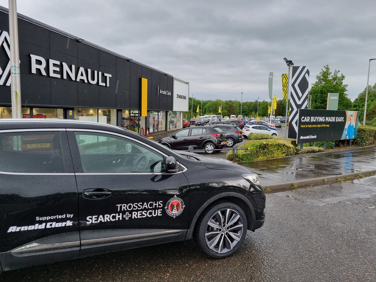 Thanks to @ArnoldClark  Renault for servicing our sponsored vehicle today, it is service like this that keeps us on the road and able to do what we do for our local communities.