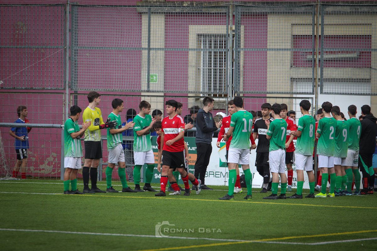 DanokBatClub's tweet image. 🆕 OFICIAL | La @EFF_FVF entegará los dos trofeos de Campeones de Liga al Juvenil A y Juvenil B

📌 Mallona
🕐 Sábado 13:00h
Copa 🆚 @CDBetono 

Itxaroten zaituztegu!

¡Os esperamos!