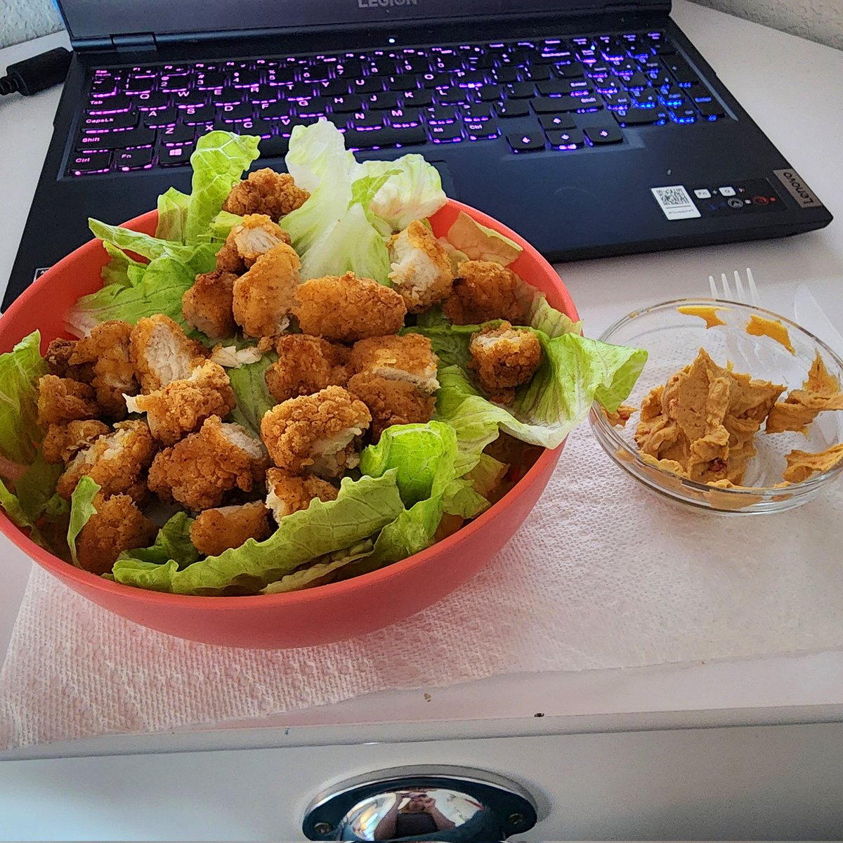 bluesummerglow's tweet photo. Big ol omad today yippee (730 cals, 42g protein) https://t.co/rw0DQkF0Tp