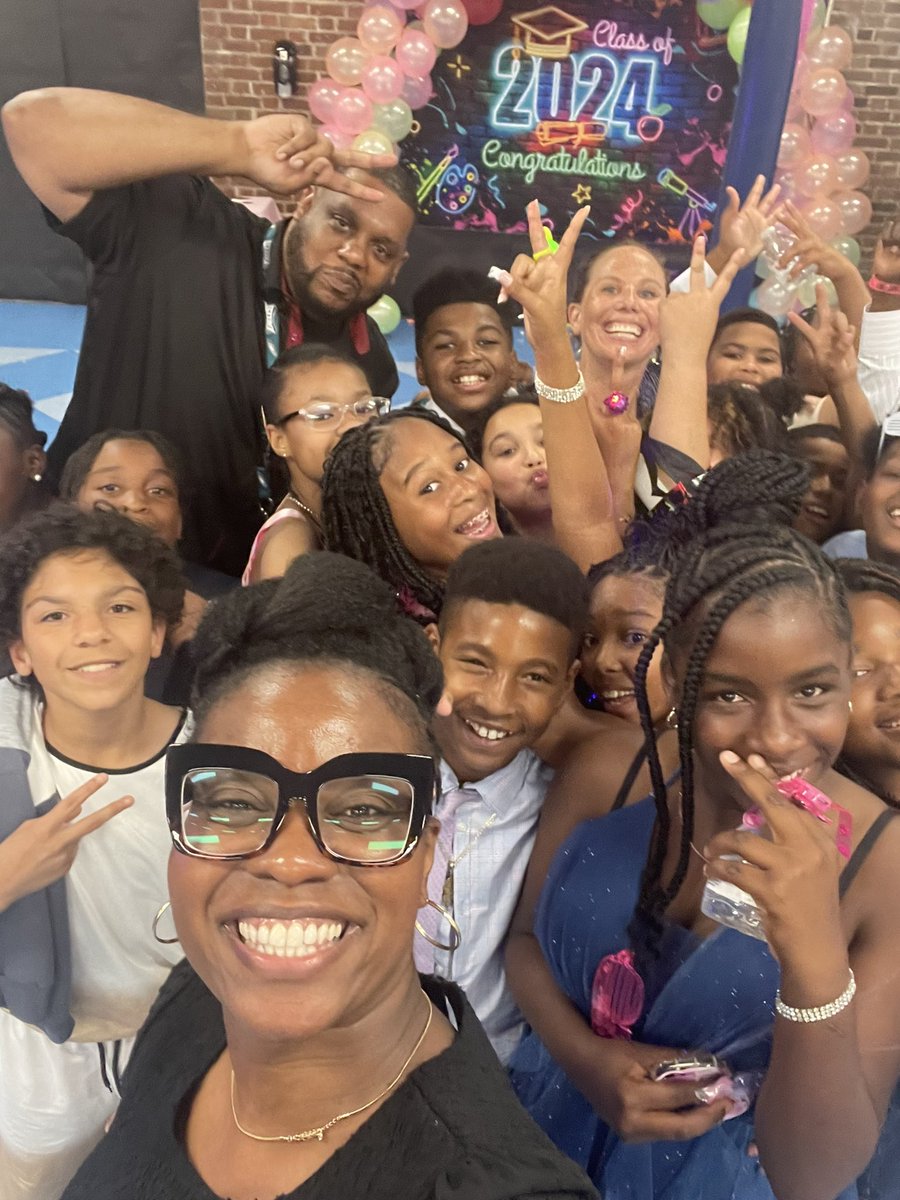 Cleveland Elementary (@clevelandhcps) on Twitter photo 5th grade banquet group pictures!! 
Cleveland scholars you will be missed! Best wishes going to Middle school!!🥰🥰 5th grade banquet group pictures!! 
Cleveland scholars you will be missed! Best wishes going to Middle school!!🥰🥰
