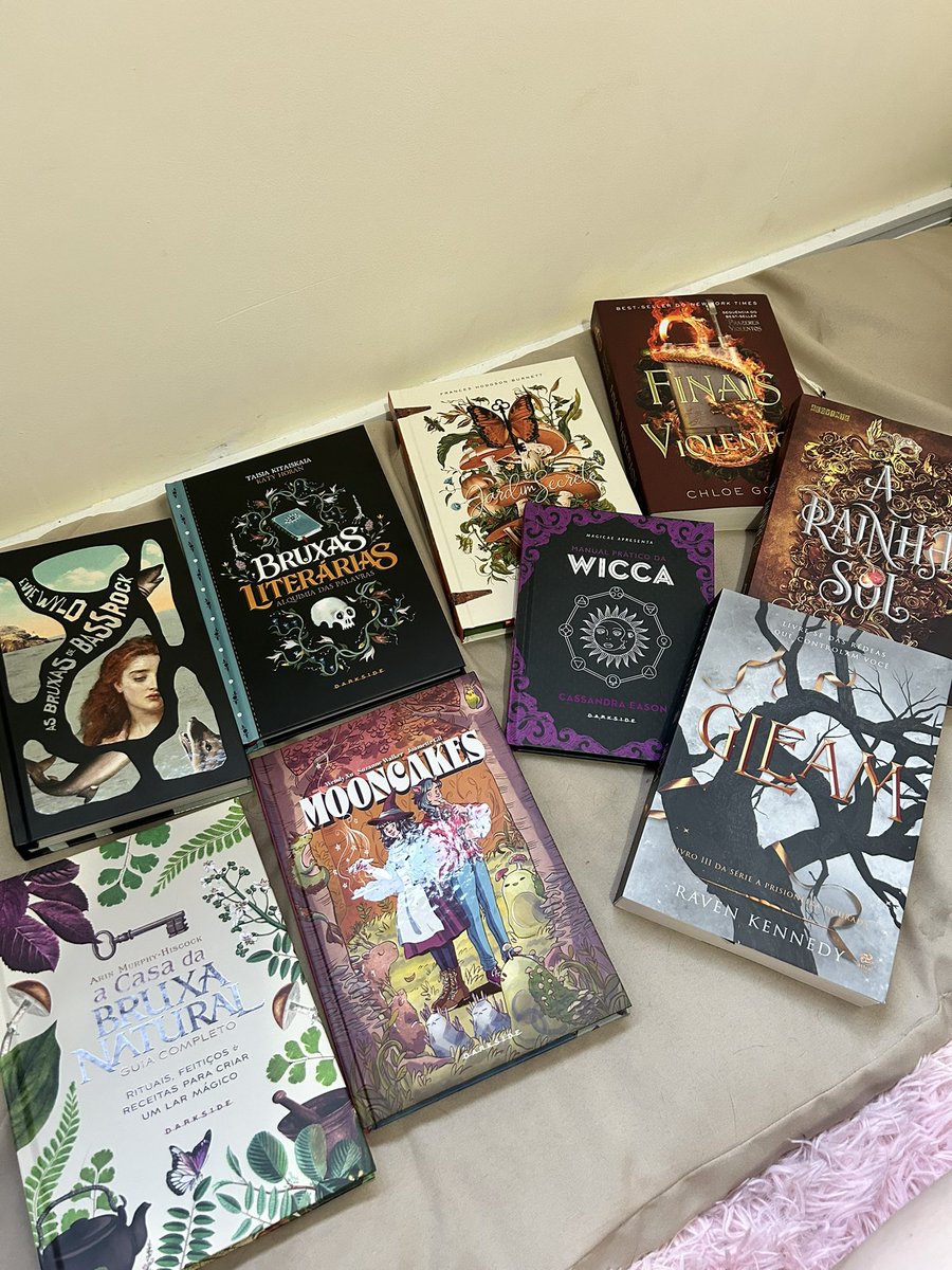 jacksofheartss's tweet photo. Finalmente chegaram todos os da Book Friday. @promohunters_ melhor conta desse site pqp https://t.co/Ev4YVOWilv