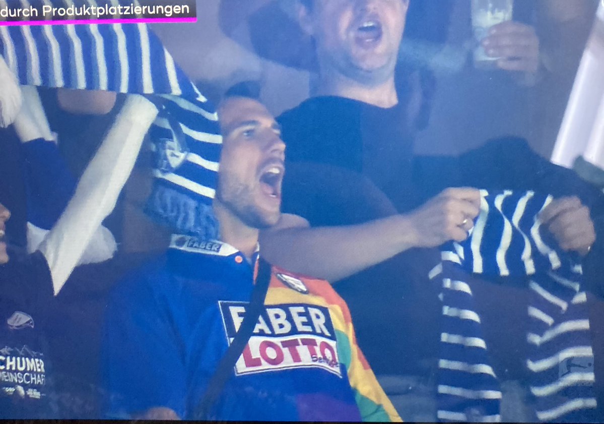 Einmal VfL.....immer  VfL im Herzen💙🤍🫶