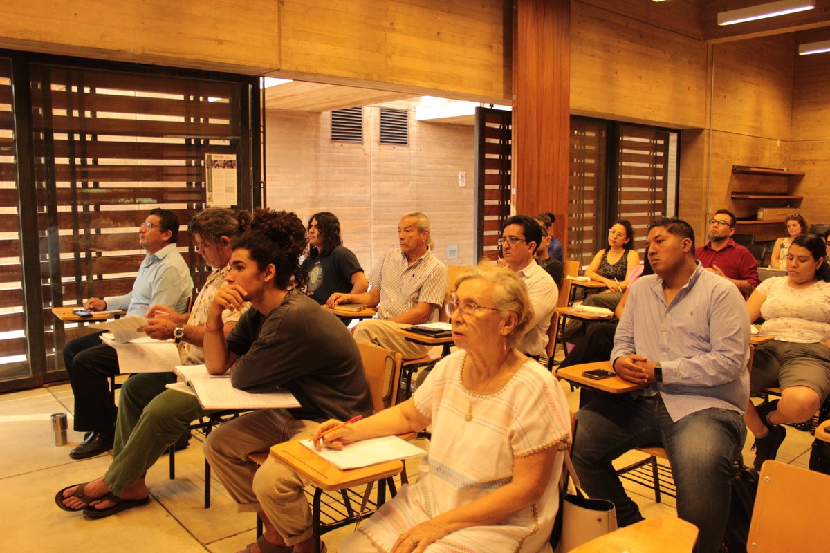 AGEO_GobOax's tweet photo. El día de ayer concluyó en el #AGEO el curso: "Breve Historia del Presente (1850-2023)", impartido por el Dr. Diego Olstein de la Universidad de Pittsburgh. Dicha actividad fue gestionada y coordinada por el #SIEHO.
#ViveLaHistoria https://t.co/Wf07oGZLyT