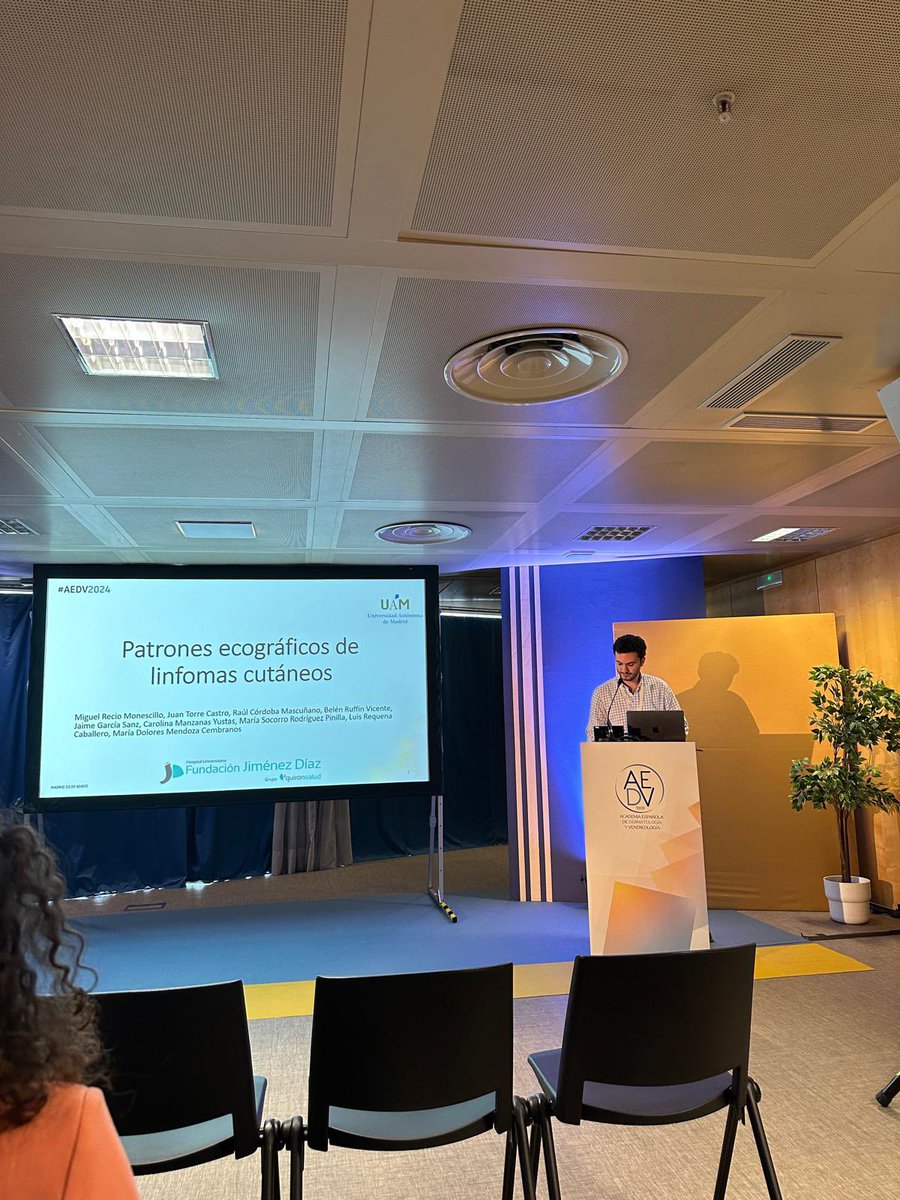 DrRaulCordoba's tweet photo. Enhorabuena al Dr Miguel Recio #Dermatología @Hospital_FJD por su comunicación sobre “Patrones ecográficos en #LinfomasCutáneos” en el congreso anual 2024 de @aedv_es. Es un lujo poder trabajar en equipo con vosotros @DermaJTorre #multidisciplinar #dermatología #hematología https://t.co/Ira2oi3lIB