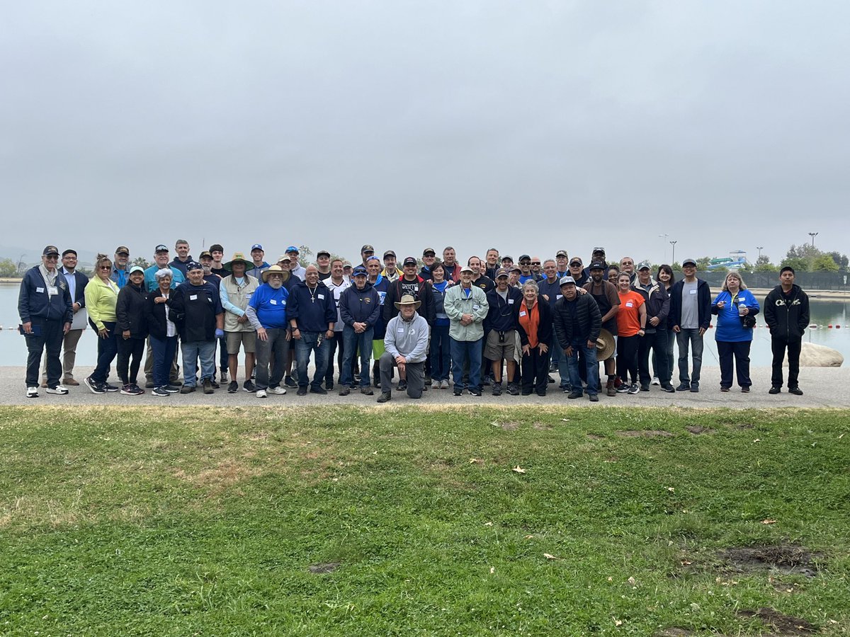 SenatorMenjivar's tweet image. #TeamMenjivar
Jim at 6th Annual #Reseda Rising Art Walk.
Brandon with LA Rod &amp;amp; Reel Club for Lou Berke Fishing Derby. 
Andrés with students who received the @G_H_Rotary Jean C. Seratti Scholarship.
Kristi thanked Parent Center volunteers at Mulholland Middle School #LakeBalboa.