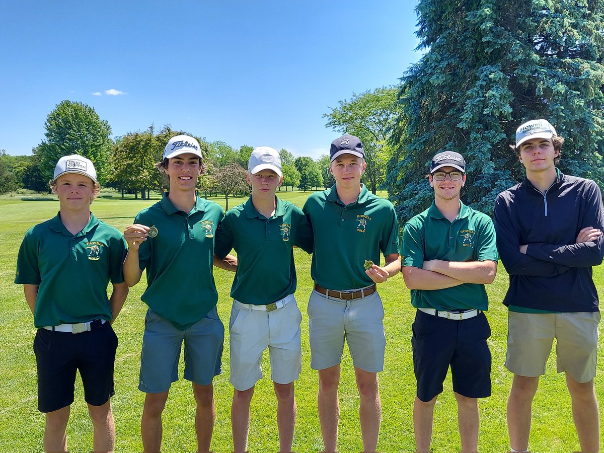 HowellBoysGolf's tweet photo. Howell wrapped up league play today finishing 2nd in the KLAA with two day total of 597 (304/293) Led by Rory Sturos 144 (72/72) Rory placed 2nd overall earning All Conference Honors. Joining him were Derek Kantola 10th Place  150 (79/71) Zach Spencer 11th Place 153 (75/78) https://t.co/9eEn6qhuz1