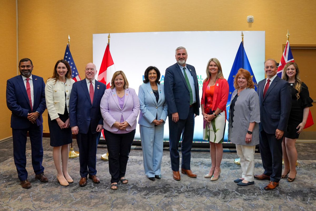 Great to reconnect with Ontario’s Ministerial Delegation at the #INGlobalSummit. From our shared commitment to education and agriculture to our vibrant business ties, #Indiana and #Ontario continue to strengthen our partnership. 🇨🇦🇺🇸