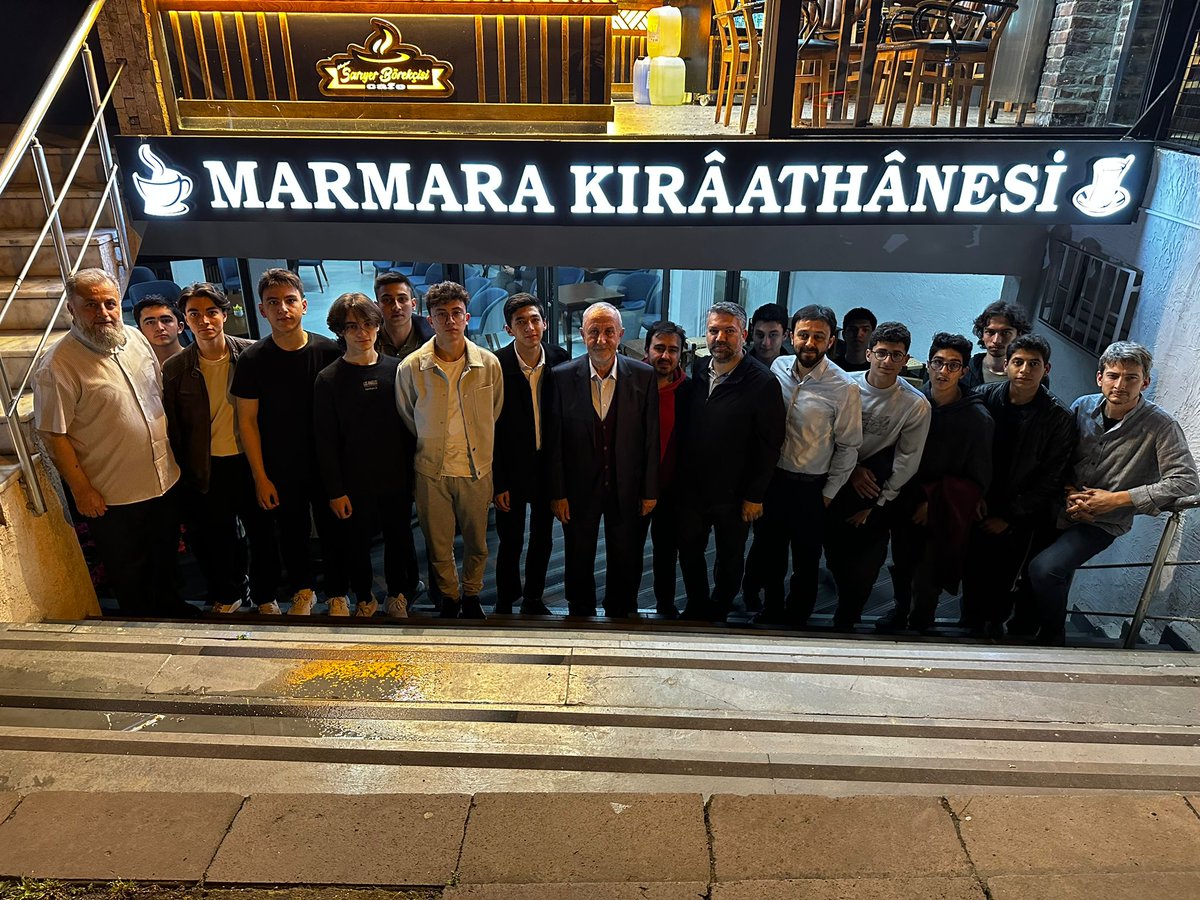 marmarakiraat's tweet photo. Zülküf Dağı'ndan Mona Roza'ya; Ba'sübadelmevt'ten Yüce Diriliş'e Temel Hazıroğlu'nun anlatımıyla Üstad Sezai Karakoç Marmara Kırâathânesi'nde yad edildi. https://t.co/CwvQ5hN7KM