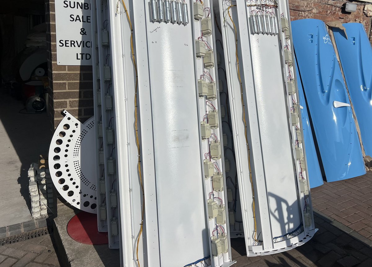 WeSellSunbeds's tweet photo. A couple of totally refurbished white pack Sunquest aurora with bespoke custom paint sat waiting to be loaded for delivery 😎

Looking to Buy or Need any #Sunbed Maintenance work, Servicing, Cleaning, Tubing or Moving
📞Sunbed Sales&amp;Servicing 07714287532 😎 https://t.co/OglzDwEvb0
