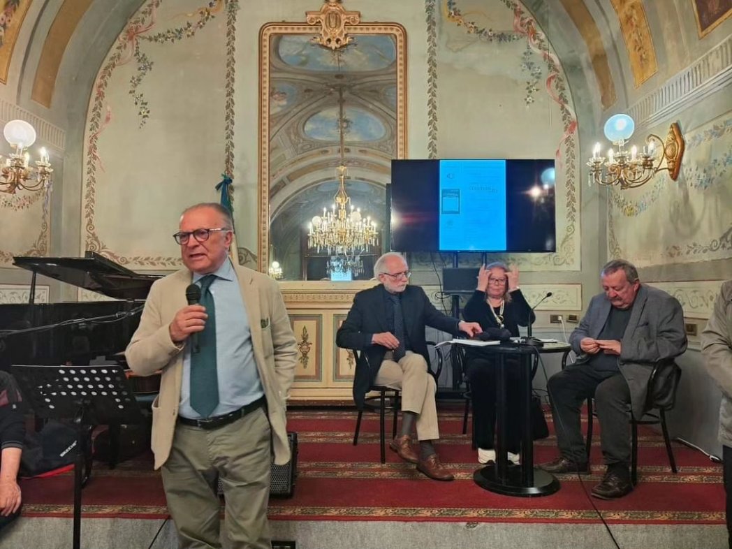 Oggi in compagnia di Antonia Torchella per il suo ultimo libro ' Il Tratturo del Re'.Grazie infinite!🙂 'Sono nata in una terra difficile. Non auguro a nessuno quei tempi pieni di ostacoli ma continuiamo a rispettare e rievocare la civiltà contadina ' Antonia Torchella