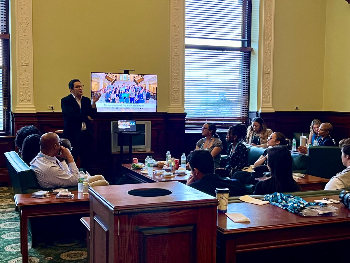 TinaAscolillo's tweet photo. Special thank you to @MassEducation Sec. @PatrickTutwiler &amp; @MassDHE Commissioner Ortega for participating in our celebration &amp; sharing the Administration’s education achievements &amp; goals #APDay #mapoli (🧵3/5) https://t.co/nIybKWOC5L