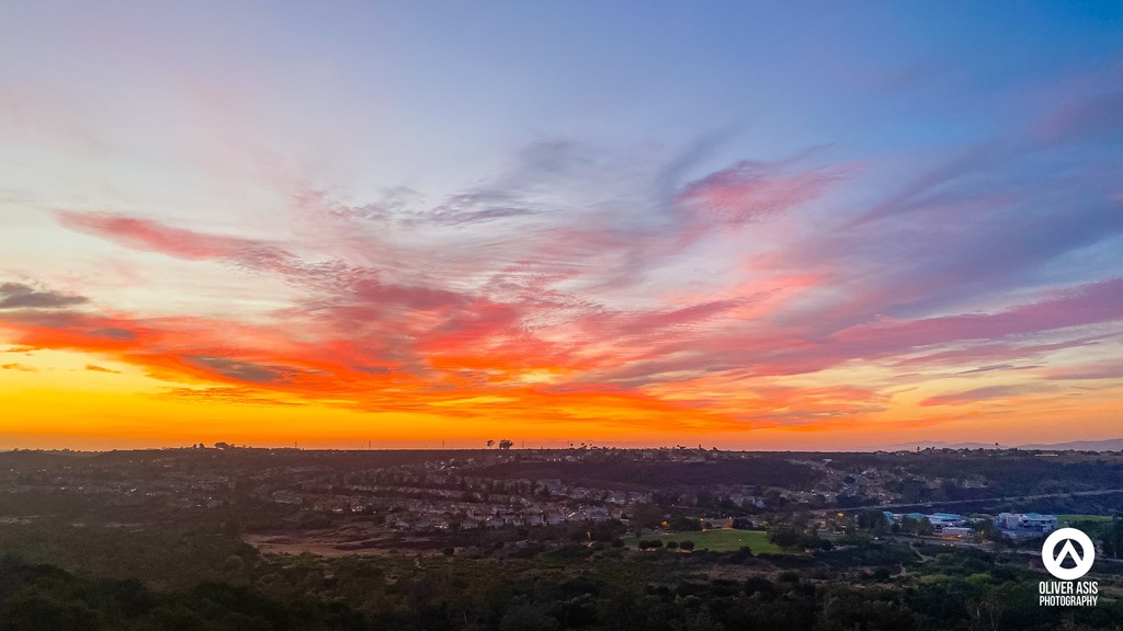 Colorful clouds at sunset! #SanDiego #SanDiegoSunsets #SDSunset #SDWX #CAWX #Weather