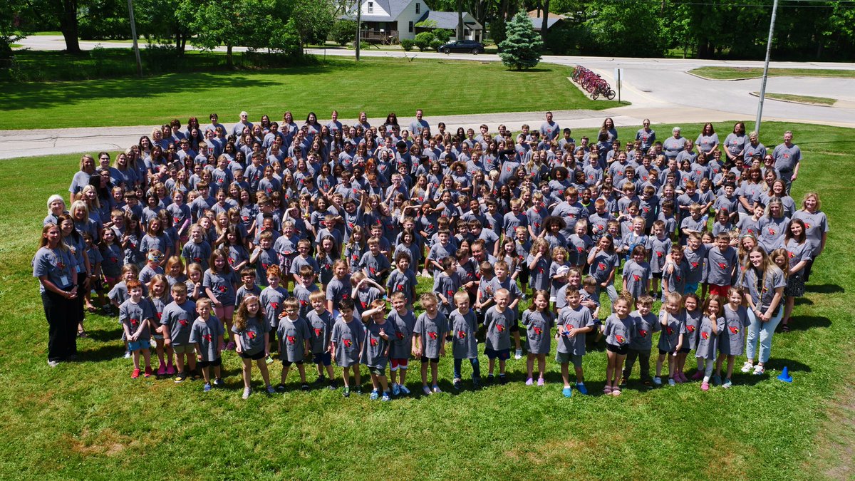 This honor celebrates elementary schools that provide truly outstanding educational opportunities to students through effective programming and instruction! Congrats to our team and students! We love this picture from today celebrating these Hall-of-Famers! #OnceACard