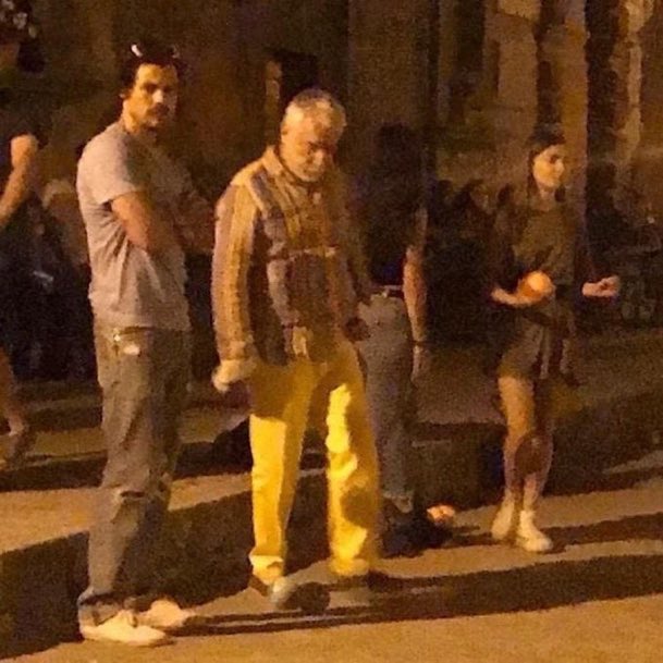 RIPPED JEANS HAOBSOSBEIW IM UP