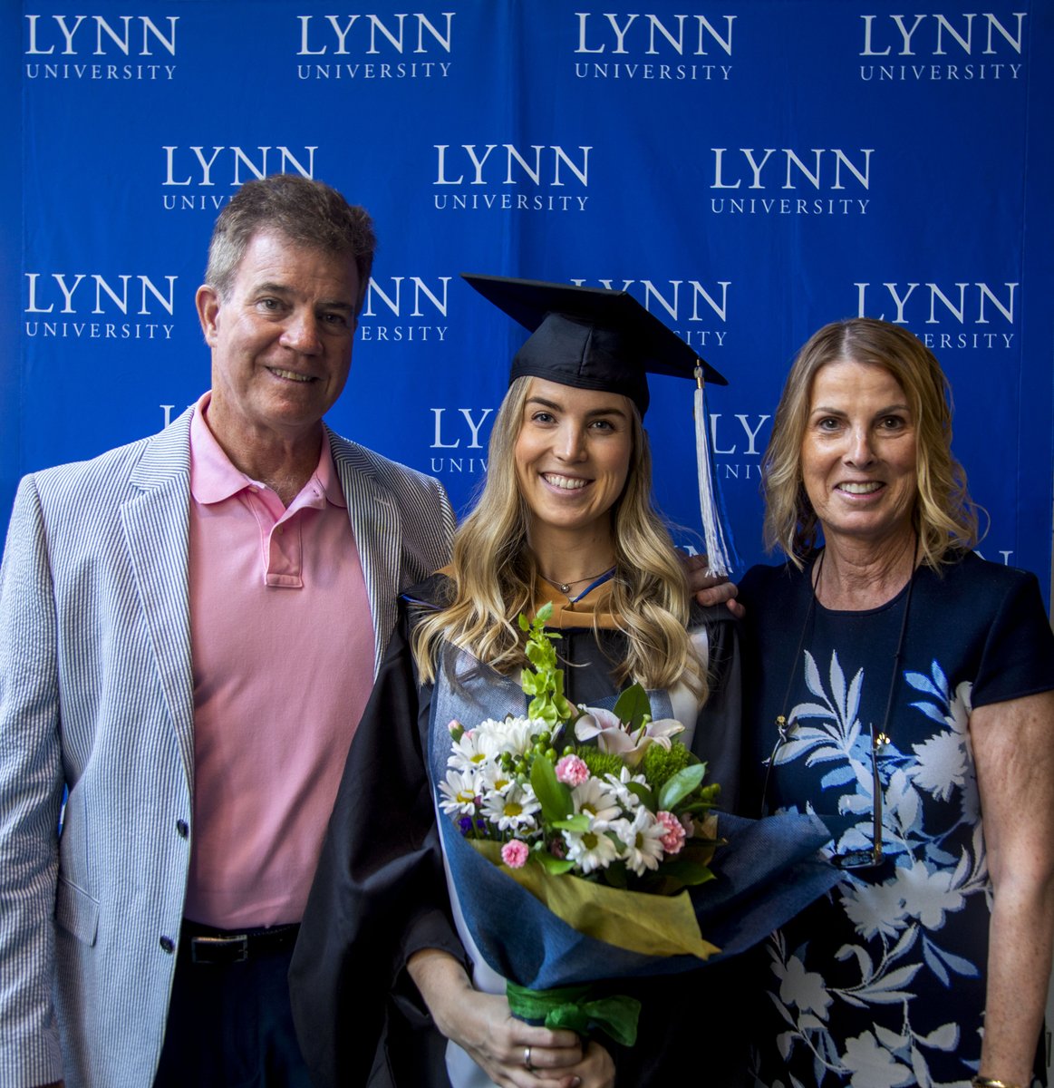 LynnUniversity's tweet photo. Drop a ๐ if youโre proud to be a Lynn University alumni. The class of 2024 is ready to make their mark on the world! Relive our top moments from Commencement this year: https://t.co/wbrFP47EHd #WeAreLynn #LynnGrad https://t.co/D6vkAN3mQA