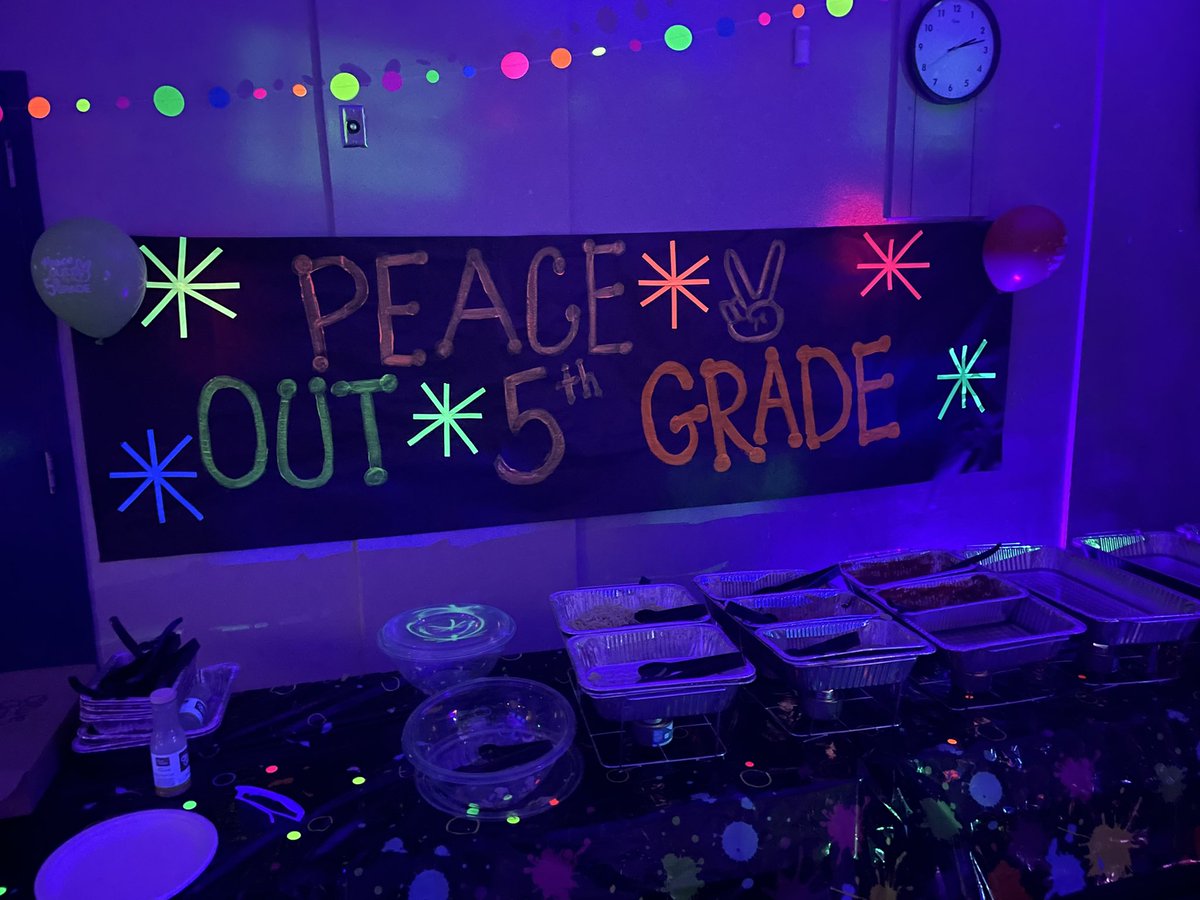 Cleveland Elementary (@clevelandhcps) on Twitter photo Glow Party, Olive Garden, Videos of inspiration for every student from family and staff members, music, dancing, and glow accessories!! We celebrated our 5th graders in style at their banquet today! Glow Party, Olive Garden, Videos of inspiration for every student from family and staff members, music, dancing, and glow accessories!! We celebrated our 5th graders in style at their banquet today!