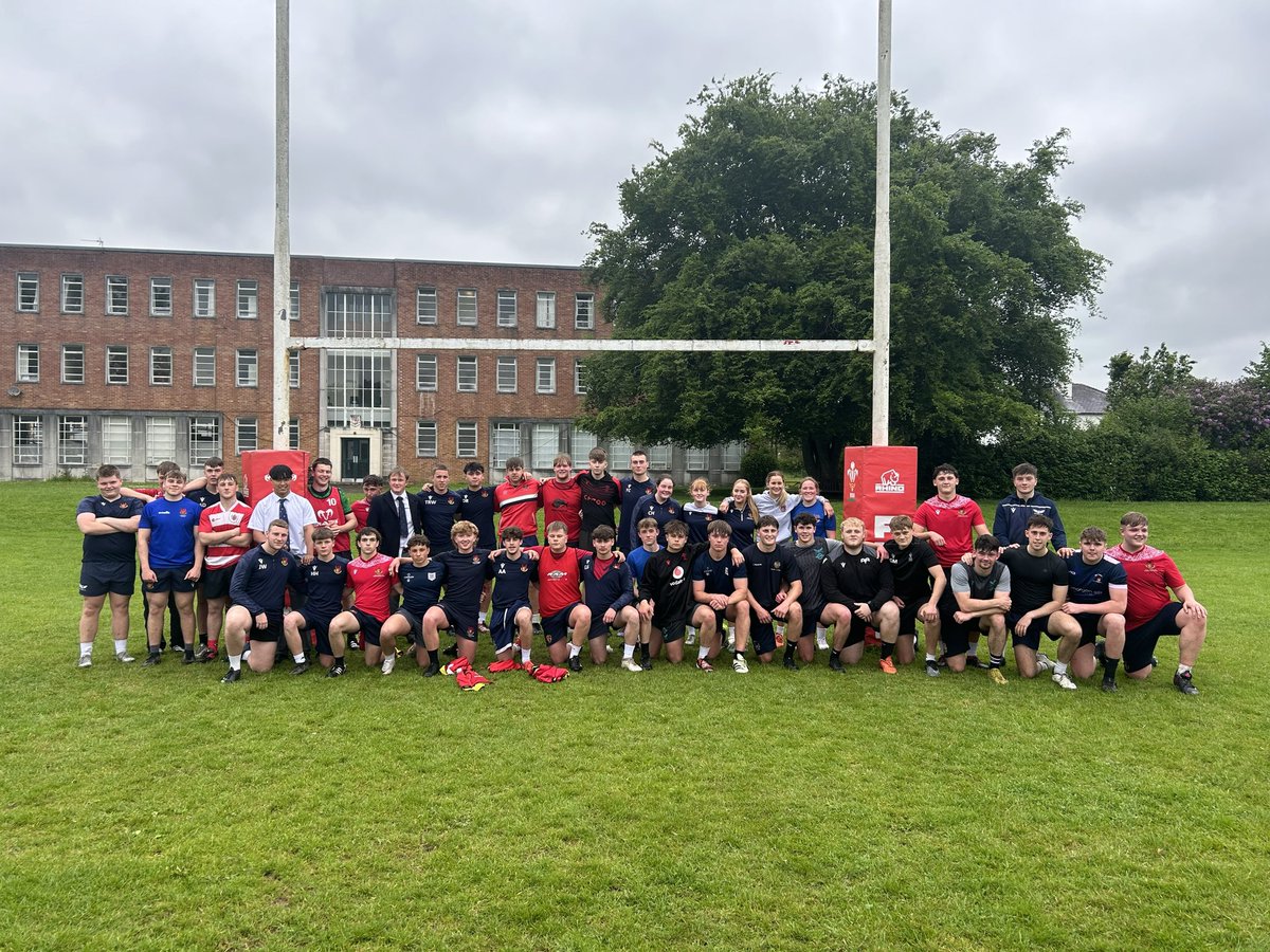 LlandoveryCollege PE tweet media