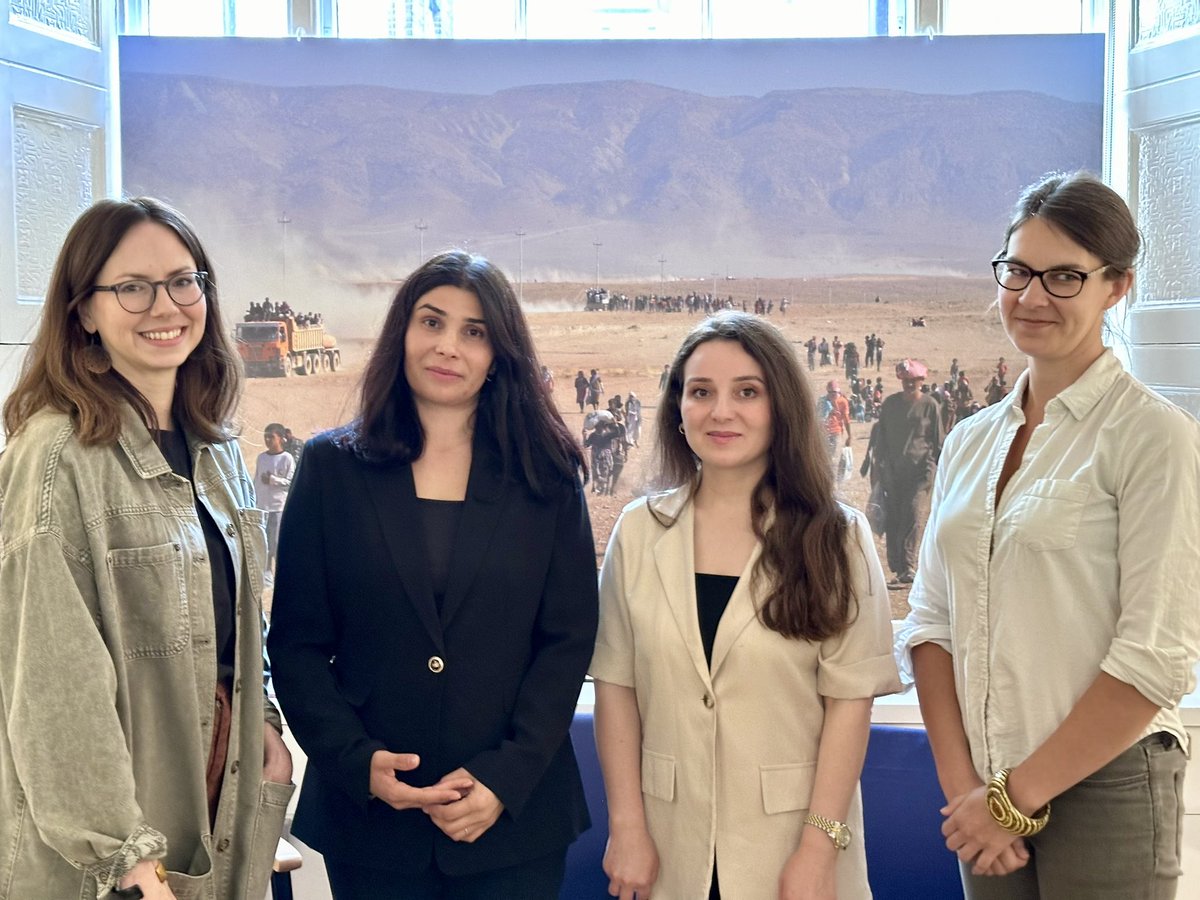 Privileged and honoured to host @HewanOmer & Khalida Ilyas of @Free_Yezidi tonight @wienerlibrary and to learn more about their important, tireless work on behalf of Yezidi survivors. As @HewanOmer requested, I won’t forget. @RHUL_HRI @hgrp_org