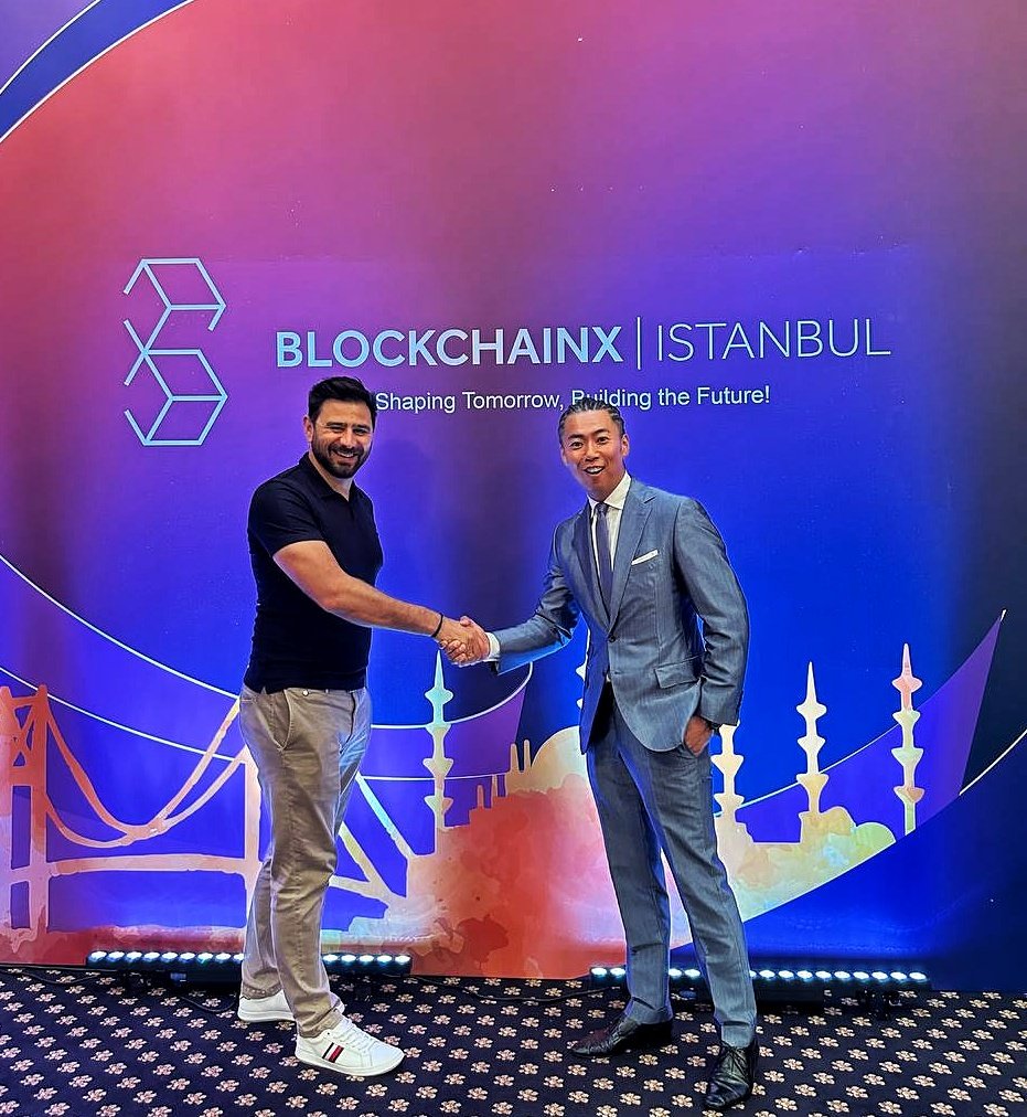 SerenityStech's tweet image. Thrilled to see our CMO, @ElBeardo_Crypto, join @onuryeygun of @bitcicomtr &amp;amp; @daisukesugiyama of Singular Global on stage at #BlockchainX Istanbul! 🇹🇷

A fantastic event with gratitude to @castrumistanbul for their hospitality.
