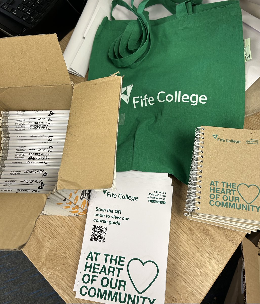fifecollege's tweet photo. π
Busy day at Fife College, packing up 500 goodie bags for the Dunfermline #TreeinthePark Wellbeing Festival which takes place at Pittencrieff Park on Saturday.
π³ Come and say hi to us and grab yours before they go!
https://t.co/oRAZlrDwS7
@FifeCouncil https://t.co/0y37OUhwh1