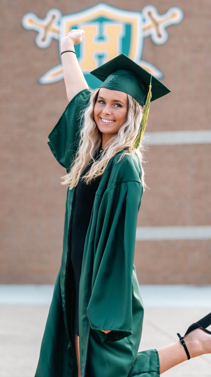 Official_Glenns's tweet photo. Big congratulations to Abby, one of our retail employees! Abby is graduating from Huntington High School with the highest of honors and will continue her education at Marshall University 💚 We are so proud of you! #oneoftheherd #goherd #shopglenns #marshallu https://t.co/9sgdusZl2W