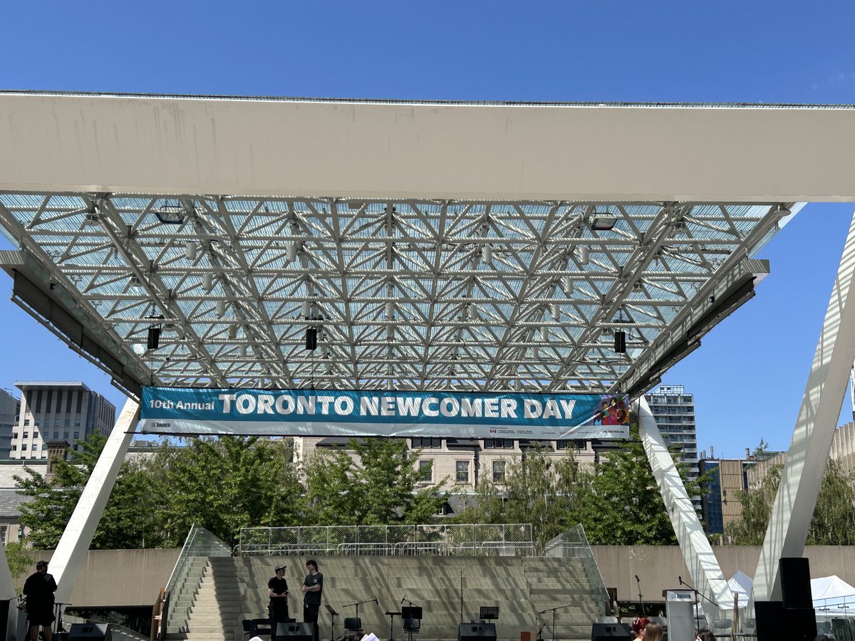 AdultEdTCDSB's tweet photo. Thank you to all visitors to our booth at the Toronto Newcomer Day and special thanks to our Adult Education Program Team: Kay, Cris, Naomi, Lucia and Maryna. https://t.co/LcDxMy3dXj
