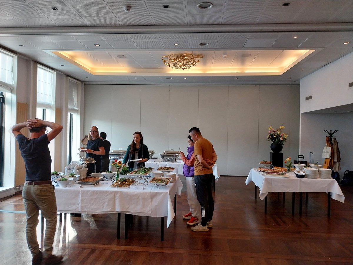 Intensive day has finished with a fancy dinner buffet! It was such a great pleasure to host the workshop participants!
Stay tuned for the day 2.