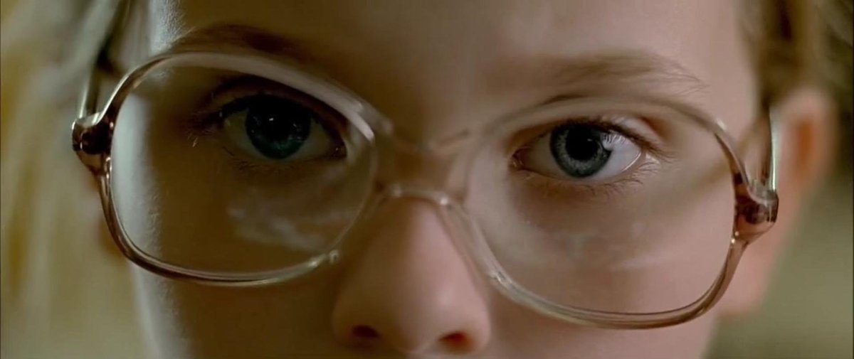 TheCinesthetic's tweet photo. little miss sunshine (2006)  dir. valerie faris, jonathan dayton https://t.co/wYupWzgSDj