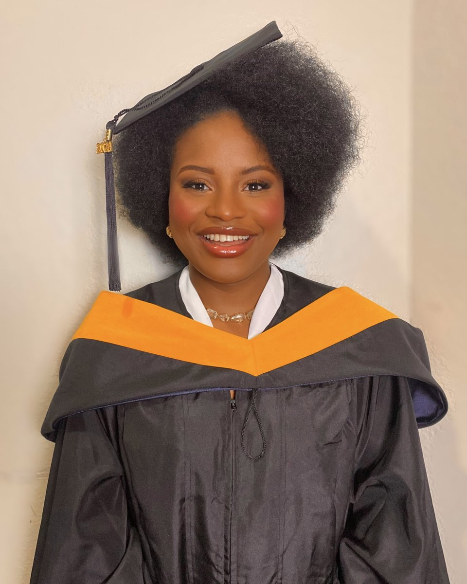 UNTHealth_CBTS's tweet image. 🌟 SBS Grad Spotlight 🌟 

Congratulations Temiloluwa Bolaji-Oyenekan, graduate of our MS in Medical Science Program. This year, she was honored as Outstanding Student in Medical Science. 

Read more about her experiences at HSC: bit.ly/3yDi9xu

#HSCGrad