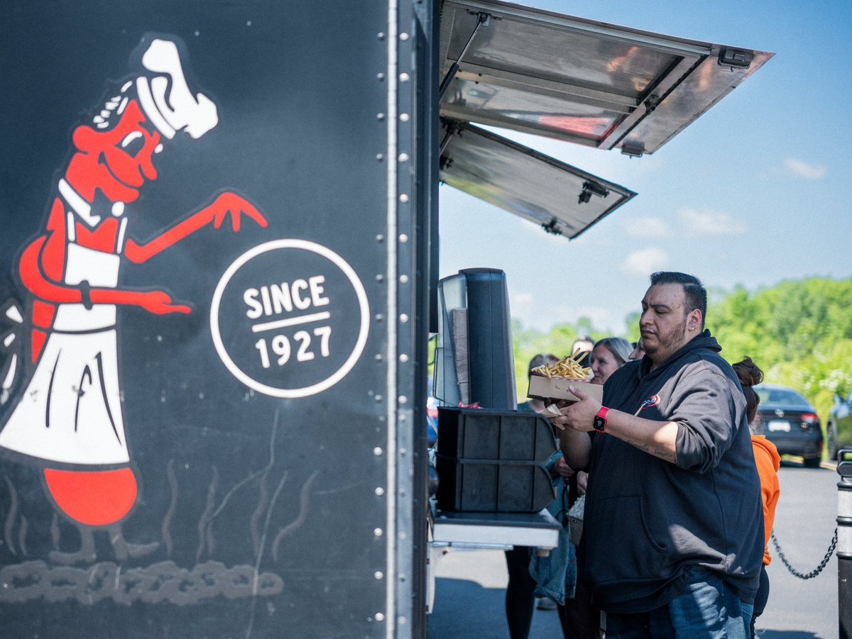 GP50_'s tweet photo. Today marked our monthly food truck visit at GP:50! Ted's Hot Dogs dropped by to bring smiles, satisfaction, and, most importantly, great food to everyone. It was a delightful way to break up the day and connect with our amazing team!

A big thank you to Ted's Hot Dogs!

#GP50 https://t.co/fd95XXShV6