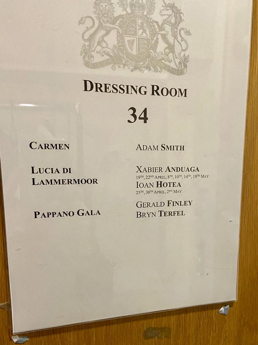 Sharing a dressing room is never fun 😜 @Bryn_Terfel @RoyalOperaHouse #PappanoGala