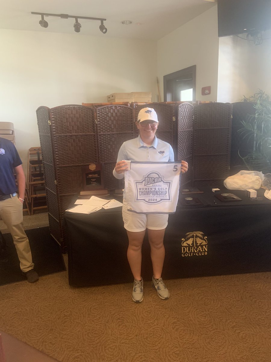 GolfReiver's tweet photo. Women wrap up the National Championship in 6th place. Baylie takes 5th along with 1st Team All-American honors. https://t.co/WnZ3reVQtb
