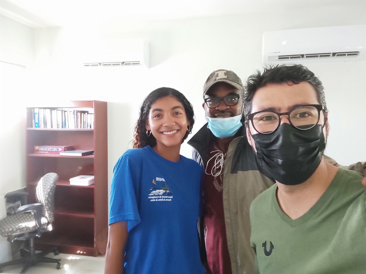 SEAS_Islands's tweet photo. In a recent blog post, Manuel Pérez-Troncoso, a postdoctoral researcher and evaluator with the NSF INCLUDES #SEASIslandsAlliance, discusses the strategy of using "cultural profiles" to map the identity of young islander scientists. https://t.co/1ikb9zkIPD