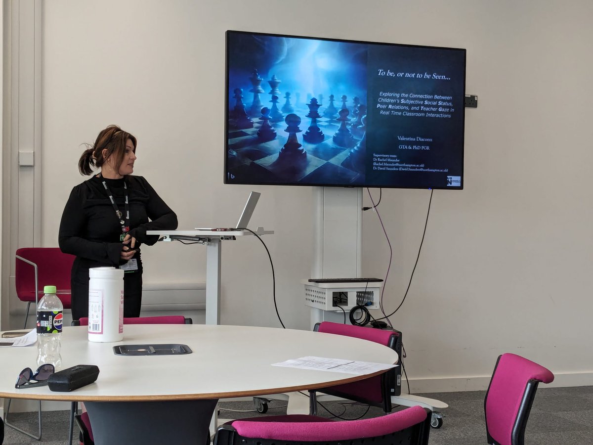 DeVal_Dia's tweet photo. ๐What a successful day! Presenting my research at the UON Psychology and Sociology Conference 2024 ๐๐
@UONPsyched
#edpsyresearch
#classroomresearch
#eyetrackingresearch https://t.co/XP19H0oyp1