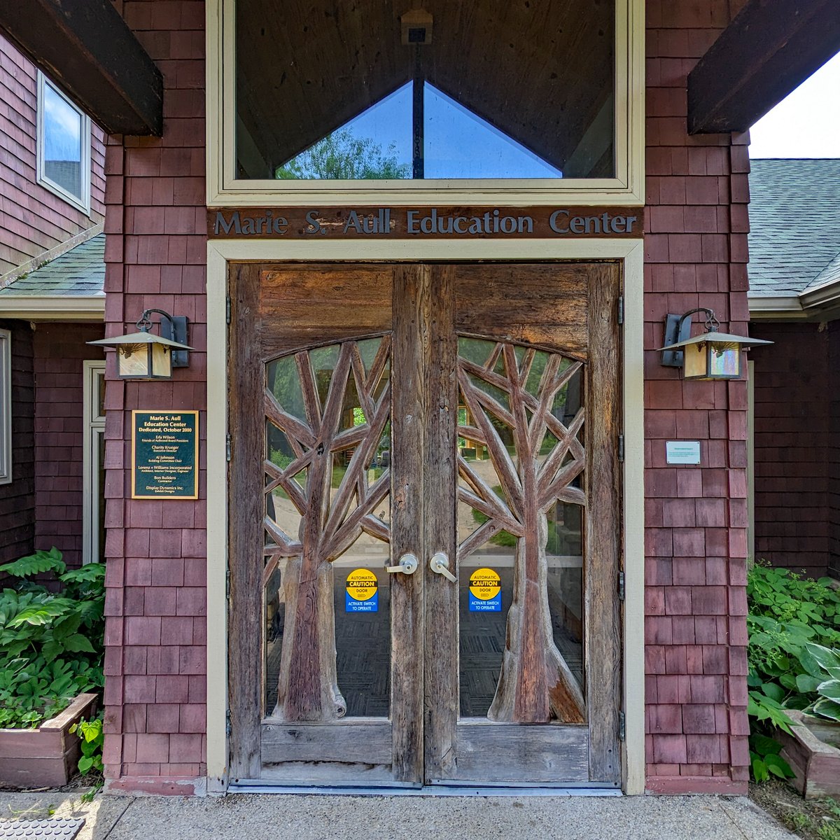 AullwoodAudubon's tweet photo. We're excited that another goal in our #AccessibilityPlan has been met, making the Nature Center's main entrance fully accessible w/ new automatic doors! It's easier to enter with a mobility device, stroller or wagon. [Nature Center 5/2024 Photo: Aullwood Audubon / K. Fasimpaur] https://t.co/F5WF1ieeOj