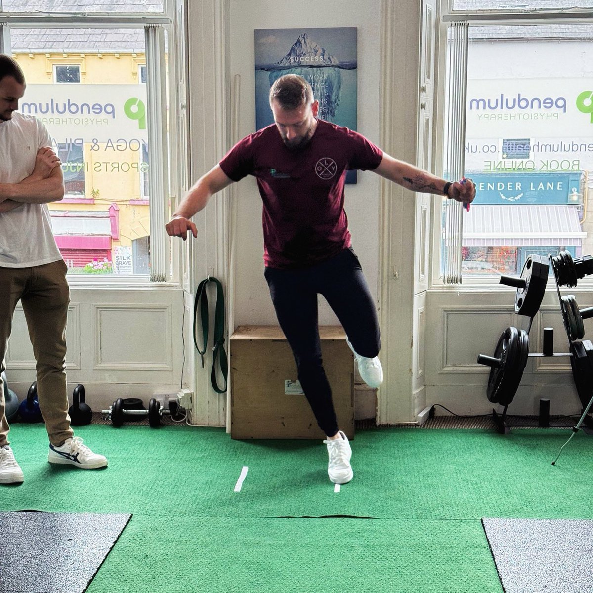 deckyjudge's tweet photo. Building a clinic environment that encourages questions, contemplation, discussion, debate. Everyone learning… always.
@pendulum_physio #pendulumphysio #physio #cpd #ProfessionalDevelopment #rehab #physicaltherapy https://t.co/npIaP0W5jz