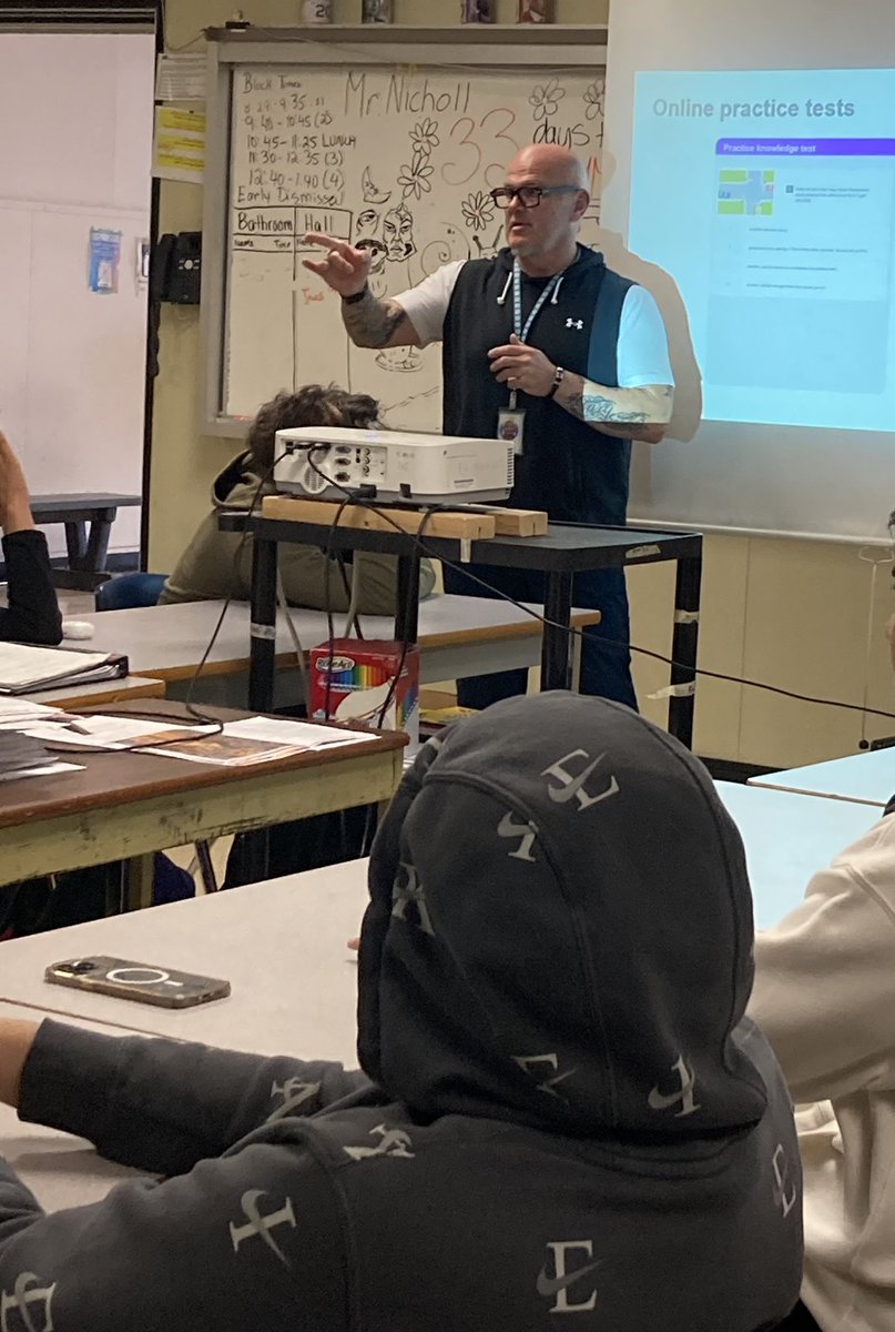 👍Helping new drivers prepare for &amp; understand the Graduated Licensing Program is a great part of my job. We want new drivers to have a safe &amp; successful driving career. ICBC Driver Examiners speak to Grade 10 students so they can learn about GLP &amp; have their questions answered.