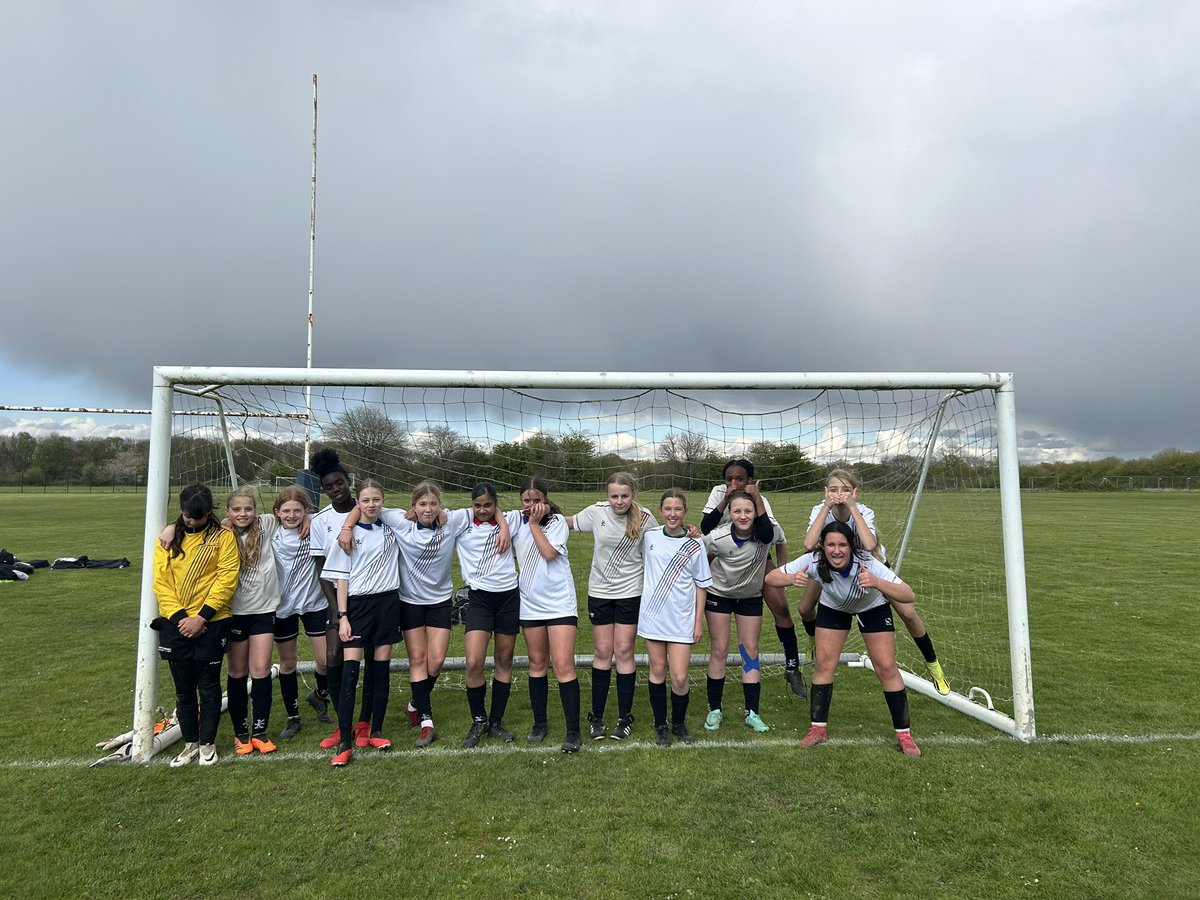 Good luck to our under 13 girls football team tomorrow🤞🏻This is our first girls county final in 13 years and we hope they put in a performance to remember #aimhigh #riddlesdownfootball #girlsfootball #letsgogirls ⚽️⚽️⚽️