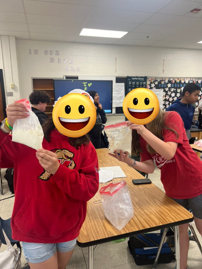 nrleepson's tweet photo. What do you do on a hot day? We make ice cream!!!! #STEMclub https://t.co/txCIRD3EJc